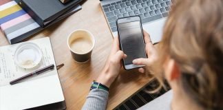 Best Tech Gadgets for Business Travelers